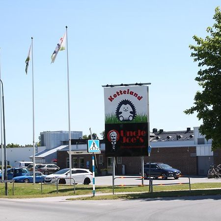 Uncle Joe'S Vandrehjem Visby Eksteriør billede